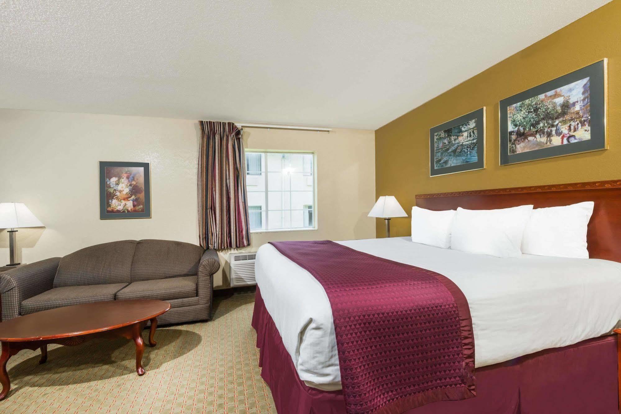 Days Inn By Wyndham Norton Exteriér fotografie